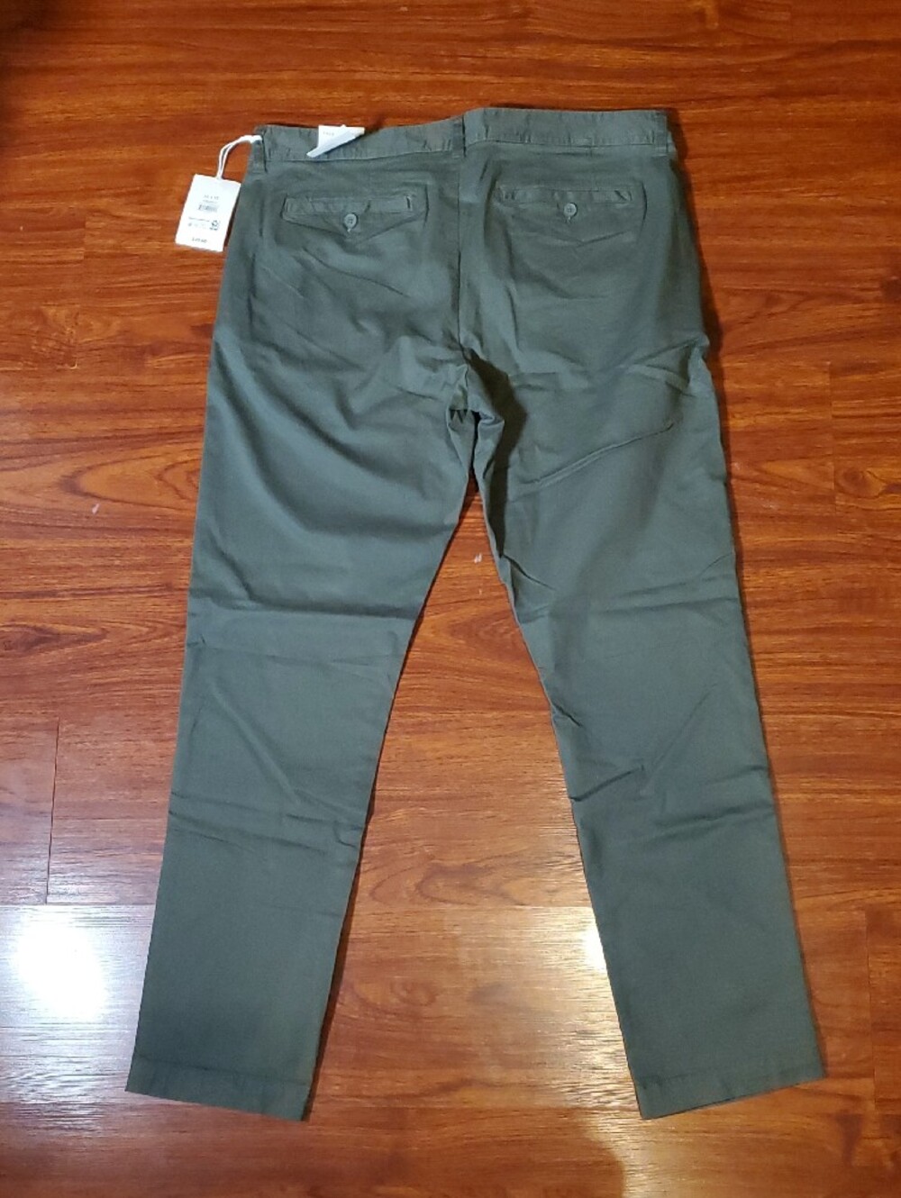 Men's Free Assembly Olive Green Chino Pants - Picture 3 of 4